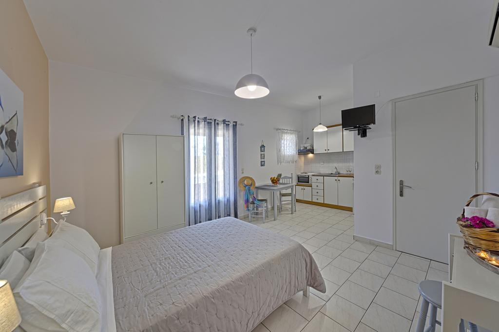 Letta'S Apartments Finikas  Bagian luar foto