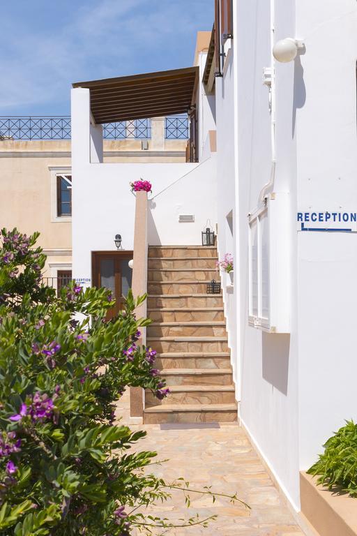 Letta'S Apartments Finikas  Bagian luar foto