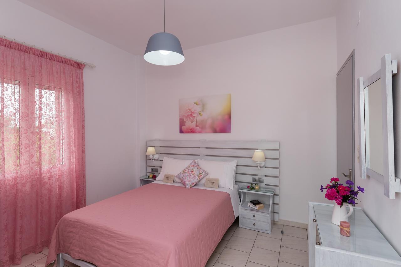 Letta'S Apartments Finikas  Bagian luar foto